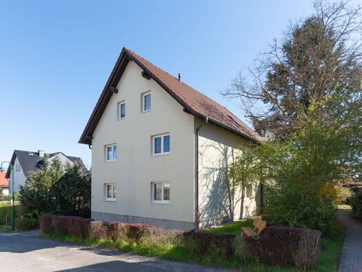 Wohnung zum Kauf 140.000 € 3 Zimmer 73,5 m² 1. Geschoss Cumbach Rudolstadt 07407
