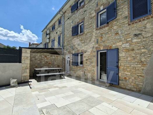 Einfamilienhaus zum Kauf 520.000 € 6 Zimmer 140 m² Svetvinčenat 52342