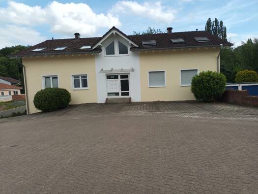 Terrassenwohnung zum Kauf provisionsfrei 275.000 € 3 Zimmer 93 m² Innenstadt Neunkirchen 66538