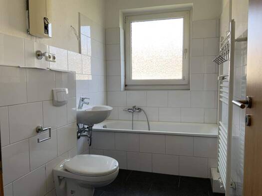 Wohnung zur Miete 421 € 3,5 Zimmer 60 m² 1. Geschoss Linnenkampshof 4 Hassel Gelsenkirchen 45896