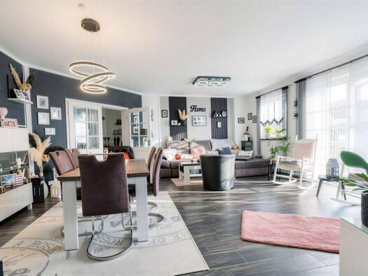 Doppelhaushälfte zum Kauf 379.000 € 3 Zimmer 126 m² 647 m² Grundstück frei ab 01.05.2026 Garham Hofkirchen 94544