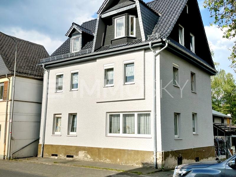 Mehrfamilienhaus zum Kauf als Kapitalanlage geeignet 540.000 € 9 Zimmer 507 m²<br/>Wohnfläche 700 m²<br/>Grundstück Solms 35606