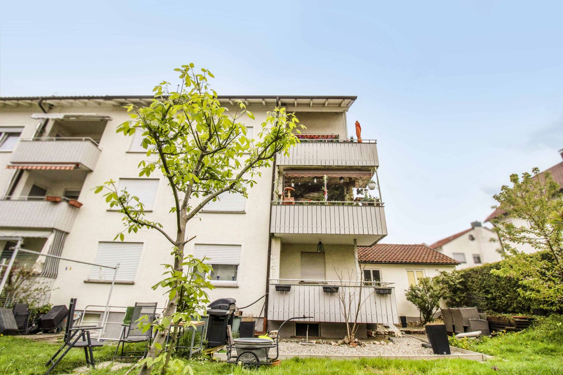 Mehrfamilienhaus zum Kauf als Kapitalanlage geeignet 749.000 € 10,5 Zimmer 216 m²<br/>Wohnfläche 382 m²<br/>Grundstück Fellbach - Kernstadt Fellbach 70734