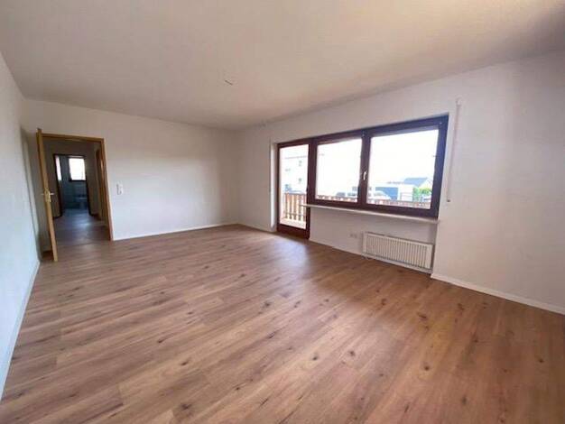 Wohnung zur Miete 970 € 4 Zimmer 106 m² EG frei ab sofort Ringstraße 19 Thüngfeld Schlüsselfeld 96132