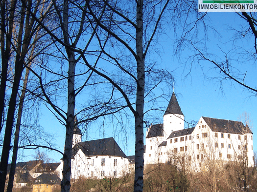 Wohnung zur Miete 749 € 4 Zimmer 124 m² frei ab sofort Schwarzenberg Schwarzenberg/Erzgeb. 08340