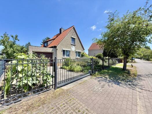 Einfamilienhaus zum Kauf 395.000 € 4 Zimmer 84 m² 800 m² Grundstück Hennigsdorf 16761
