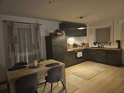 Wohnung zur Miete 1.050 € 3 Zimmer 90 m² 1. Geschoss frei ab 01.02.2026 Bad Windsheim 91438