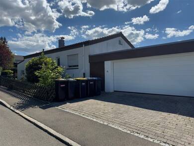 Einfamilienhaus zur Miete 2.100 € 6 Zimmer 154 m² frei ab sofort Badstraße 53 Burgholz Reutlingen 72766