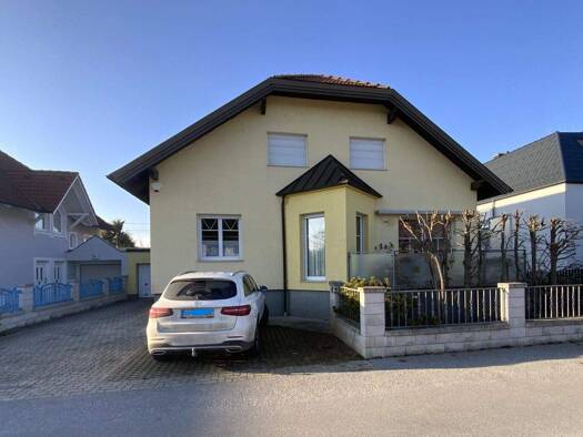 Haus zum Kauf 499.000 € 6 Zimmer 214 m² 831 m² Grundstück Weikendorf 2253