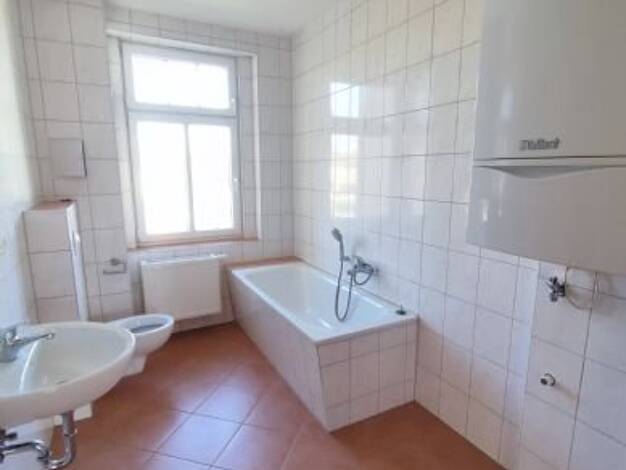 Wohnung zur Miete 346 € 2 Zimmer 68,1 m² 2. Geschoss frei ab sofort Robert-Berndt-Straße 13 Löbau Löbau 02708