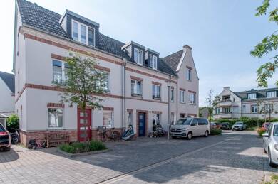 Reihenmittelhaus zur Miete 2.224 € 5 Zimmer 153,4 m² 60 m² Grundstück frei ab 01.10.2025 Berlin 12683