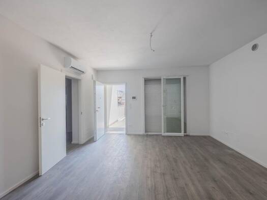 Wohnung zum Kauf - Erstbezug 280.000 € 3 Zimmer 75 m² frei ab sofort Jesolo