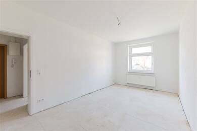 Wohnung zur Miete 295 € 2 Zimmer 48,3 m² EG Max-Sauper-Straße 16 Ebersdorf Chemnitz 09131