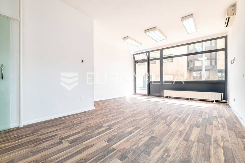 Büro-/Praxisfläche zum Kauf 349.000 € Medvedgradska Medvescak 10000