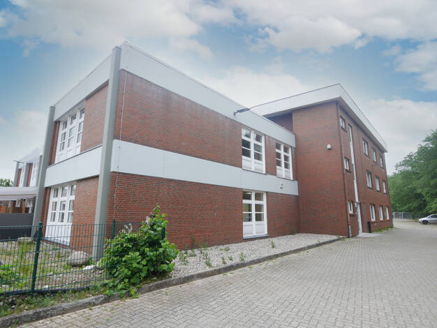 Bürofläche zur Miete 230 € 16 m² Bürofläche teilbar ab 16 m² Hitzhusen 24576
