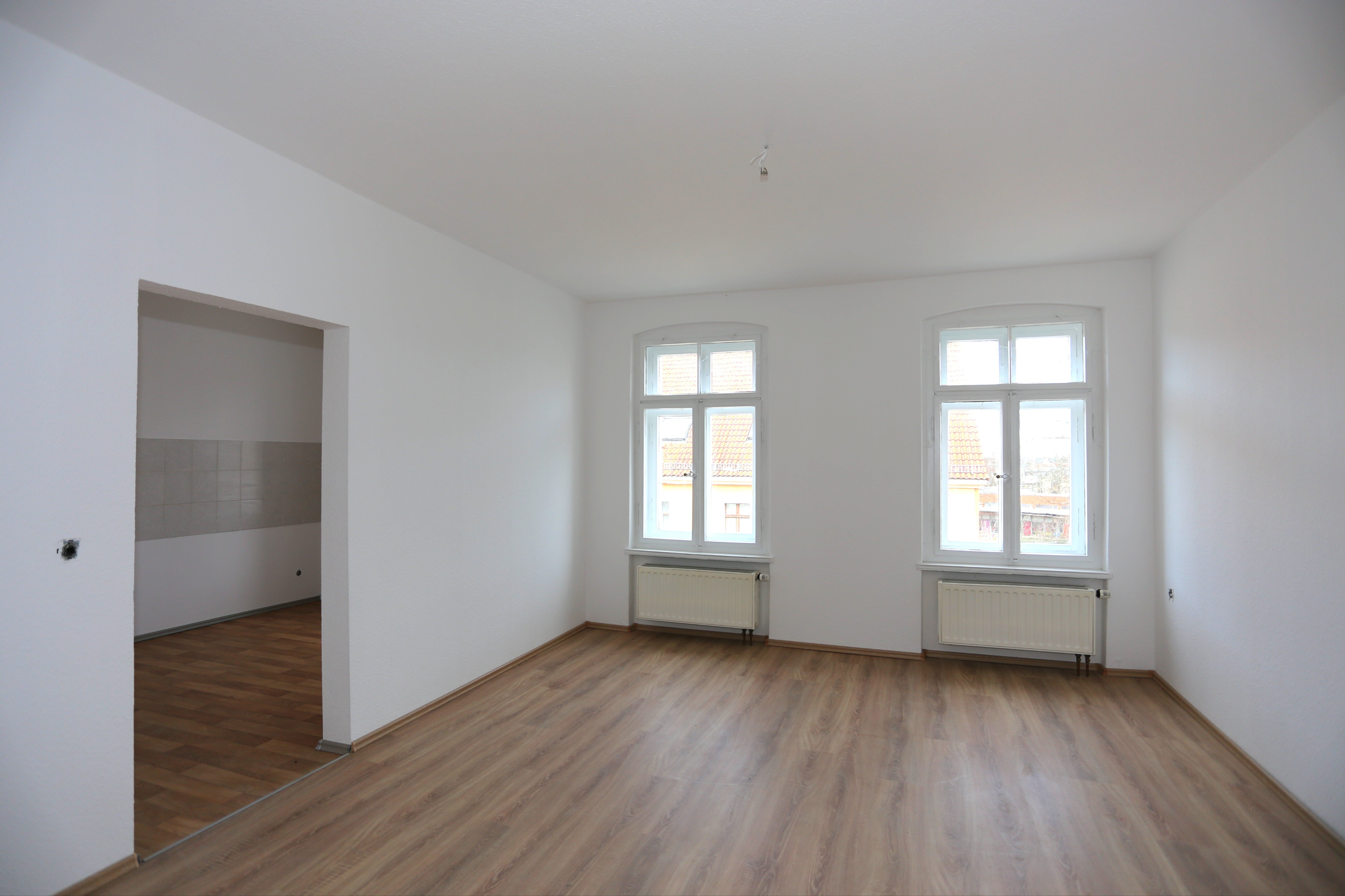 Wohnung zur Miete 360 € 3 Zimmer 73 m²<br/>Wohnfläche 3.<br/>Geschoss Südstadt Görlitz 02826