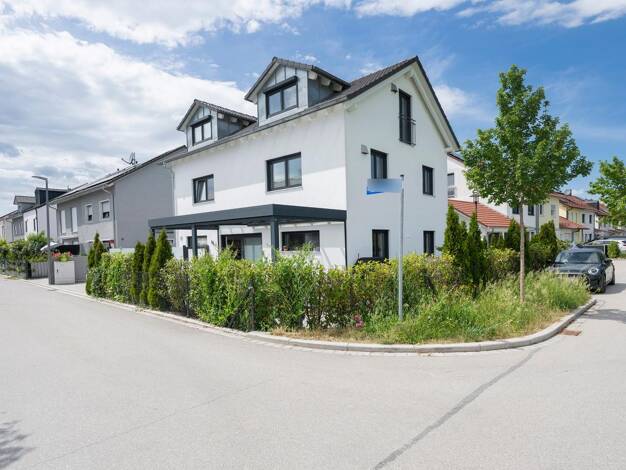 Einfamilienhaus zum Kauf 1.340.000 € 5 Zimmer 212 m² 300 m² Grundstück Landsham Pliening 85652