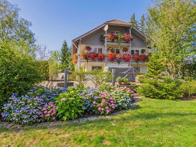 Gewerbeobjekt zum Kauf als Kapitalanlage geeignet 11 Zimmer 303,8 m² 1.700 m² Grundstück Windach Windach 86949
