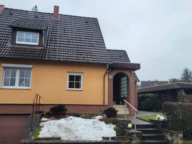 Doppelhaushälfte zum Kauf provisionsfrei 175.000 € 4 Zimmer 117 m² 550 m² Grundstück Büddenstedt 38372