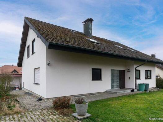 Mehrfamilienhaus zum Kauf 359.000 € 215 m² 844 m² Grundstück Schrozberg 74575