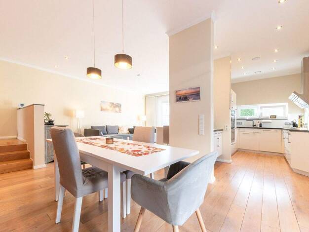 Doppelhaushälfte zur Miete 2.300 € 5 Zimmer 155 m² 388 m² Grundstück Lintorf Ratingen 40885