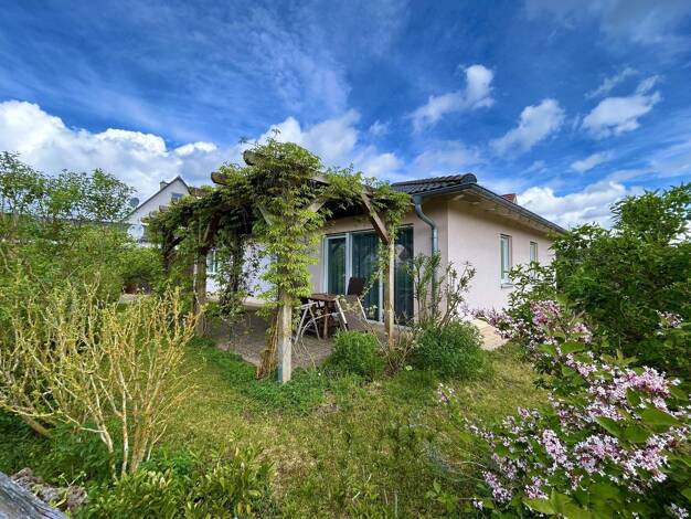 Bungalow zum Kauf 440.000 € 4 Zimmer 112 m² 464 m² Grundstück Willersdorf Hallerndorf 91352