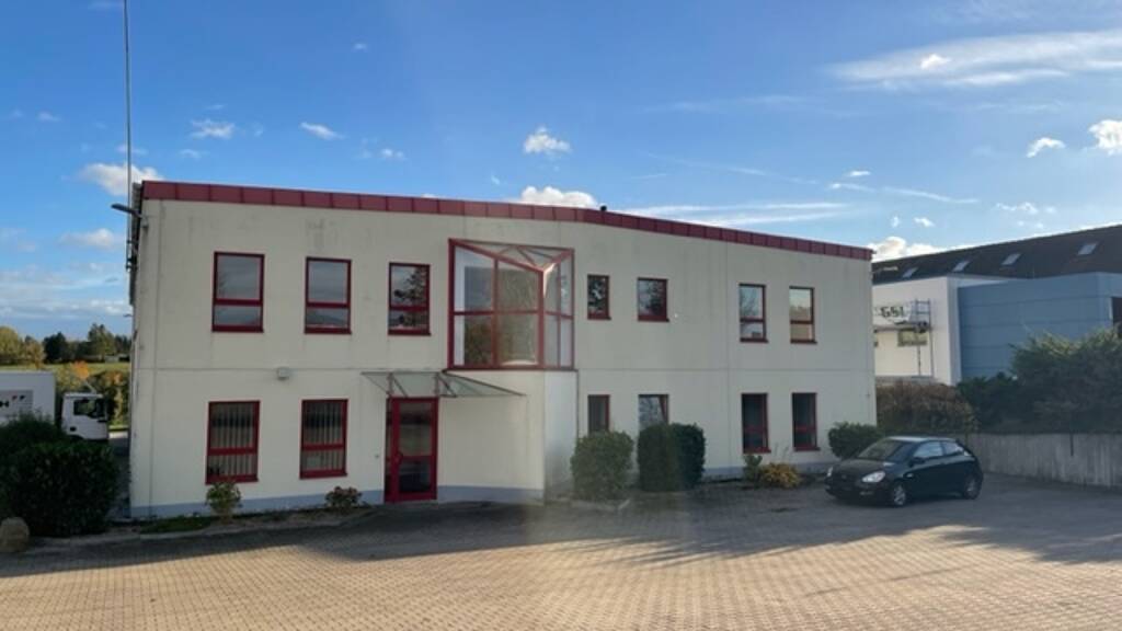 Büro zur Miete provisionsfrei 100 m² Bürofläche Burgstädt 09217