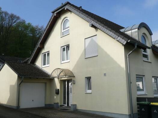 Doppelhaushälfte zur Miete 1.410 € 4 Zimmer 121 m² 190 m² Grundstück Hennef 53773