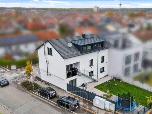Doppelhaushälfte zum Kauf 799.000 € 10 Zimmer 200,6 m² 300 m² Grundstück Holzgerlingen 71088