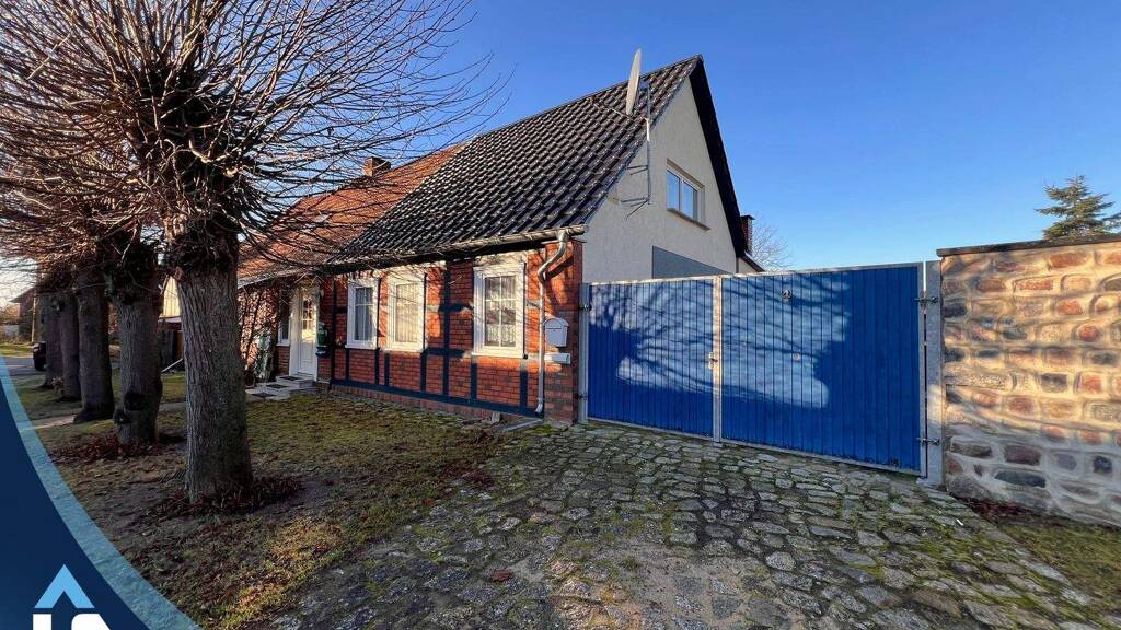 Doppelhaushälfte zum Kauf 185.000 € 3 Zimmer 110 m² 790 m² Grundstück Königsmark Osterburg (Altmark) 39606