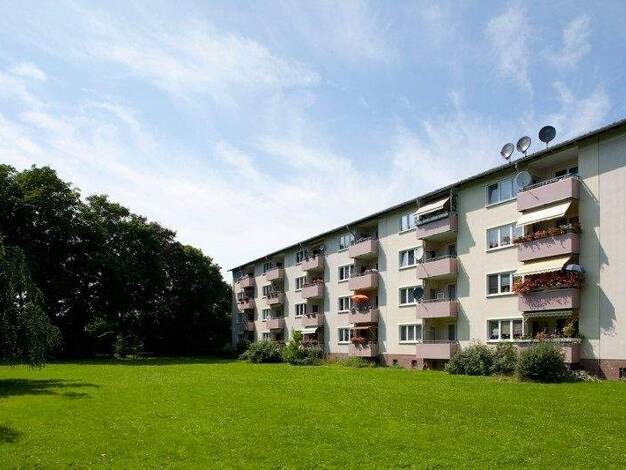 Wohnung zur Miete 692 € 3 Zimmer 64,1 m² 3. Geschoss frei ab 16.02.2026 Von-Velbrück-Str. 33 Immigrath Langenfeld 40764