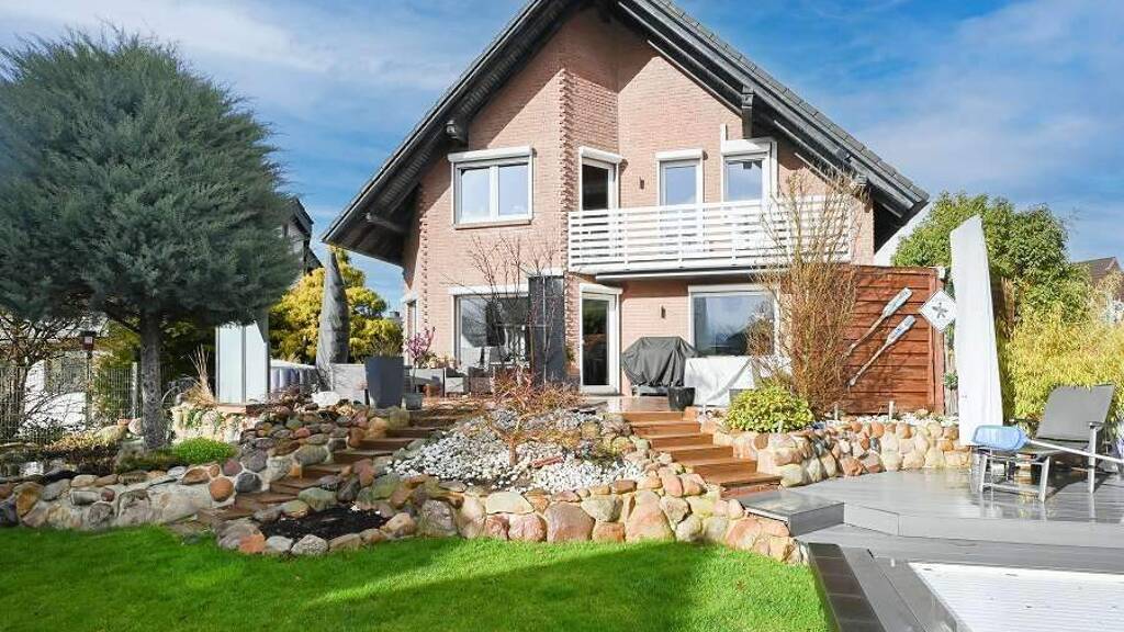 Einfamilienhaus zum Kauf 650.000 € 4 Zimmer 140 m² 560 m² Grundstück Itzum Hildesheim 31141