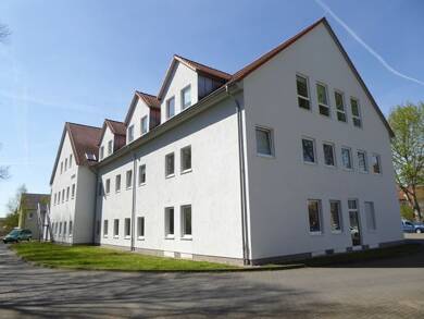 Wohnung zur Miete 480 € 3 Zimmer 102,7 m² Dachgeschoss, 2. Geschoss frei ab sofort Magdeburger Str. 1b Gommern Gommern 39245
