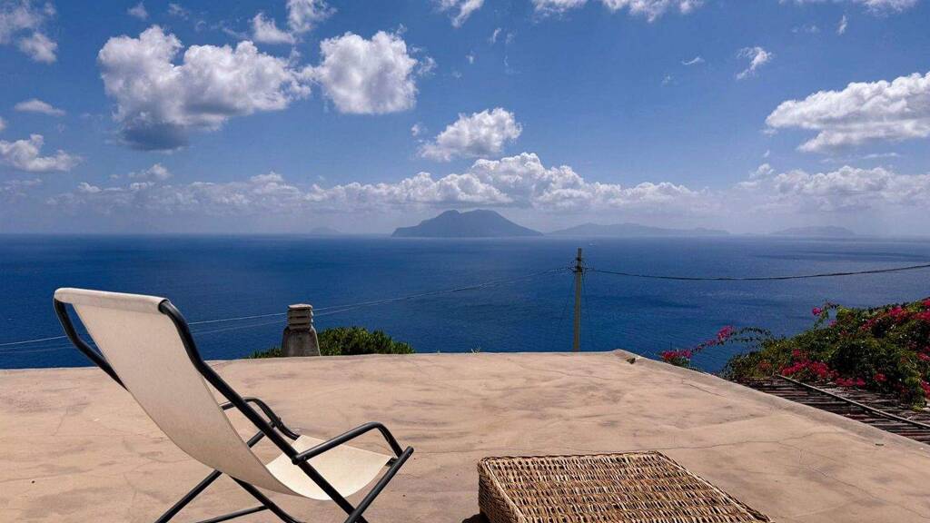 Haus zum Kauf 410.000 € 3 Zimmer 156 m² Via Val di Chiesa snc Filicudi 98050