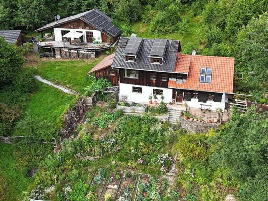 Einfamilienhaus zum Kauf 589.000 € 9 Zimmer 240 m² 20.340 m² Grundstück Ölberg Schöllnach 94508