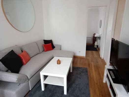 Wohnung zur Miete 720 € 1 Zimmer 26 m² Geschoss -2/3 frei ab 18.09.2026 Eckertstr. 5 Lindenthal Köln 50931