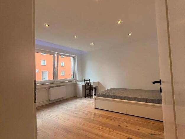 Studio zur Miete 450 € 1 Zimmer 16 m² 1. Geschoss frei ab sofort Sybelstraße 6 Gleißhammer Nürnberg 90461