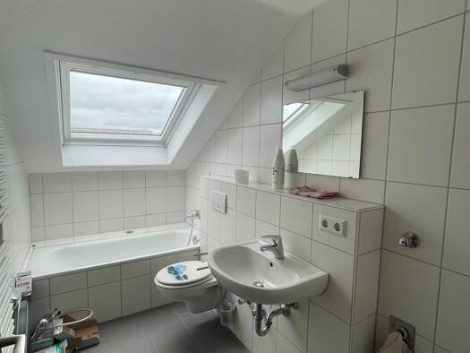 Wohnung zur Miete 680 € 2 Zimmer 48 m² Geschoss 2/3 frei ab sofort Reutti Neu-Ulm 89233
