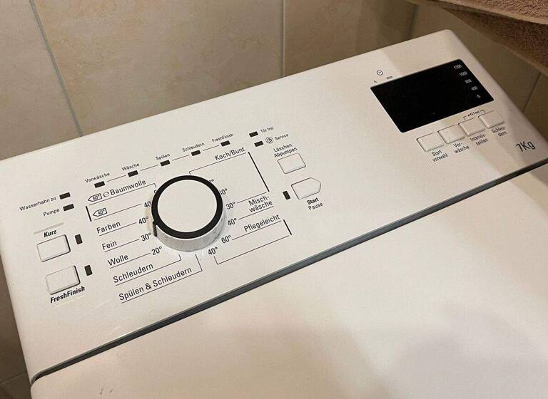 Wohnung zum Kauf 75.000 € 2 Zimmer 56 m² Mitte Bremerhaven 27568