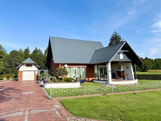 Einfamilienhaus zum Kauf 320.000 € 6 Zimmer 172 m² 1.790 m² Grundstück frei ab sofort Wallinghausen Aurich 26605