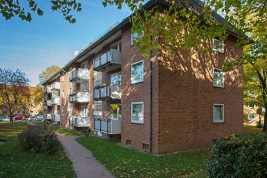 Wohnung zur Miete 639 € 3 Zimmer 70,1 m² 1. Geschoss frei ab 29.07.2025 Ostring 40 Gaarden - Süd / Kronsburg Bezirk 4 Kiel 24143
