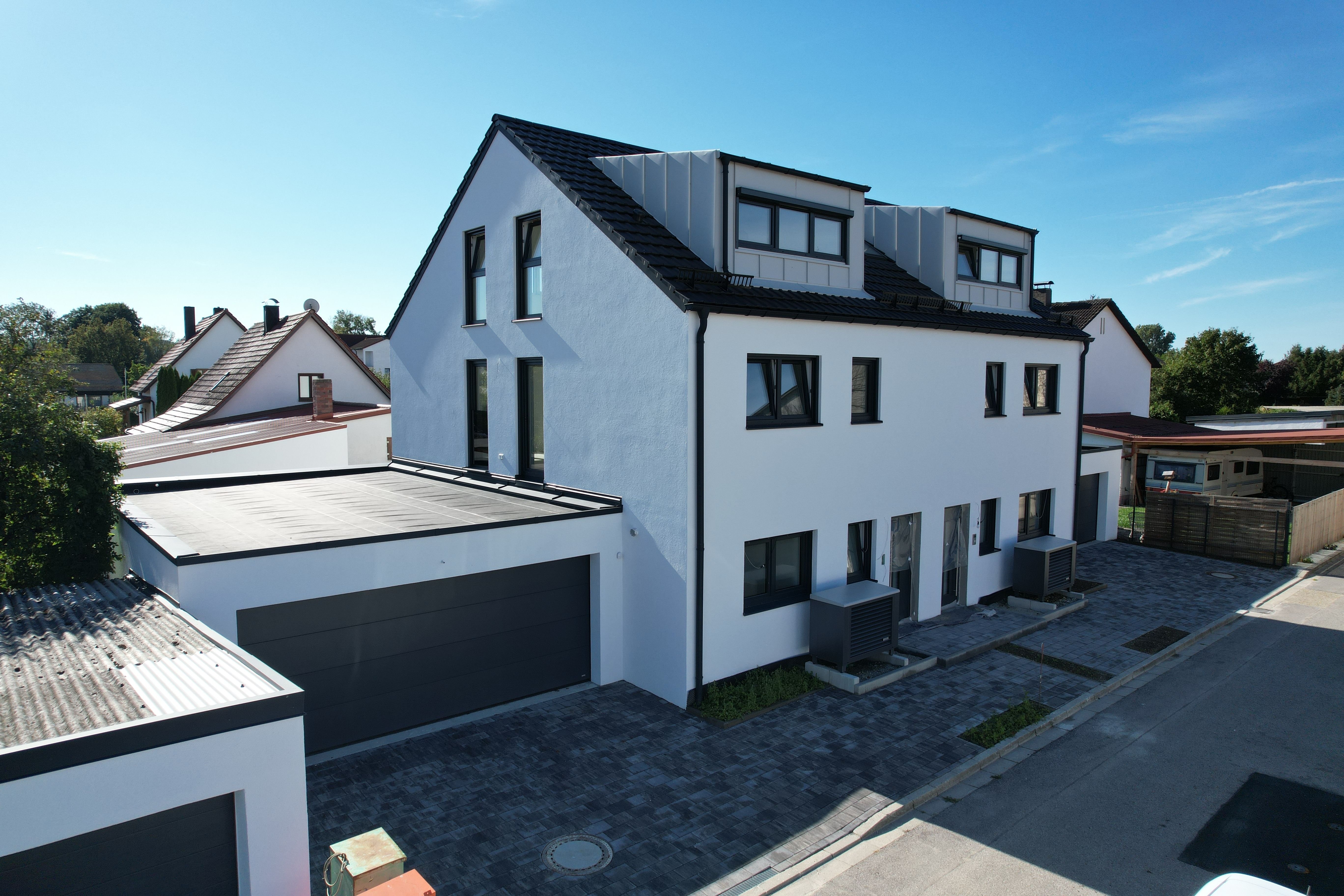 Doppelhaushälfte zum Kauf provisionsfrei 675.000 € 6 Zimmer 139 m²<br/>Wohnfläche 254 m²<br/>Grundstück 01.10.2024<br/>Verfügbarkeit Ohu Essenbach 84051