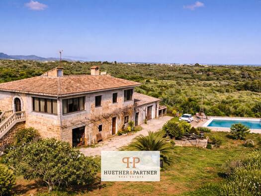 Landhaus zum Kauf provisionsfrei 660.000 € 6 Zimmer 477 m² 27.849 m² Grundstück Portocristo 07680