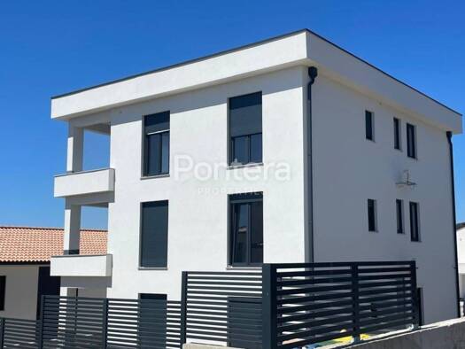 Einfamilienhaus zum Kauf 1.135.000 € 6 Zimmer 334 m² Krasica, Bakar Bakar 51262