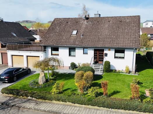 Einfamilienhaus zum Kauf 329.000 € 7 Zimmer 205 m² 863 m² Grundstück Moringen 37186