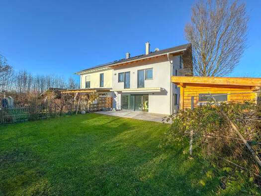 Doppelhaushälfte zum Kauf 5 Zimmer 209 m² 391 m² Grundstück Thalham Bruckmühl / Thalham 83052