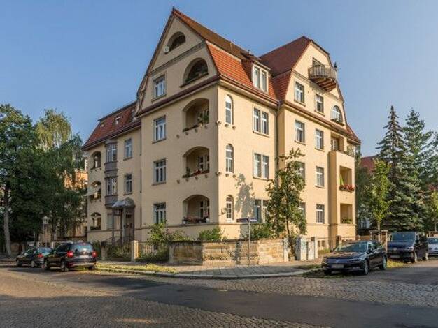 Wohnung zur Miete 715 € 2 Zimmer 71 m² 2. Geschoss frei ab 14.11.2026 Augsburger Straße 91 Striesen-Ost Dresden 01277