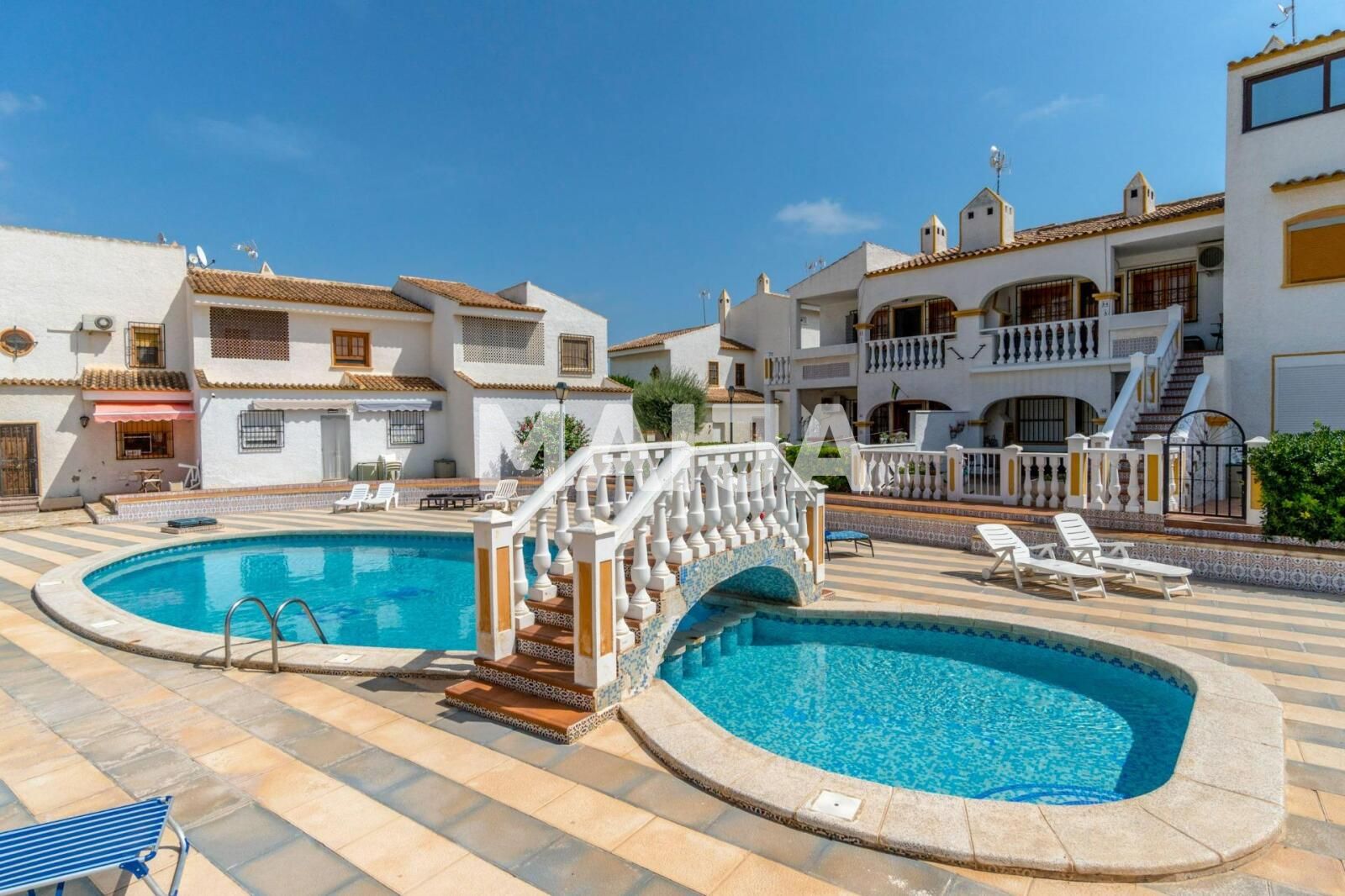 Reihenmittelhaus zum Kauf 154.900 € 3 Zimmer 86 m²<br/>Wohnfläche Calle Maladeta, 25 Torrevieja 03185