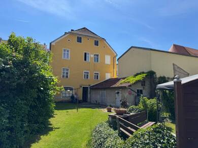 Mehrfamilienhaus zum Kauf provisionsfrei 625.000 € 12 Zimmer 477 m² 780 m² Grundstück Marktstraße 24 Beratzhausen Beratzhausen 93176
