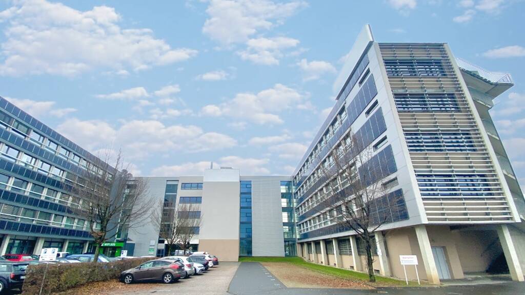 Bürofläche zur Miete 7,50 € 560,7 m² Bürofläche Premstätten 8141